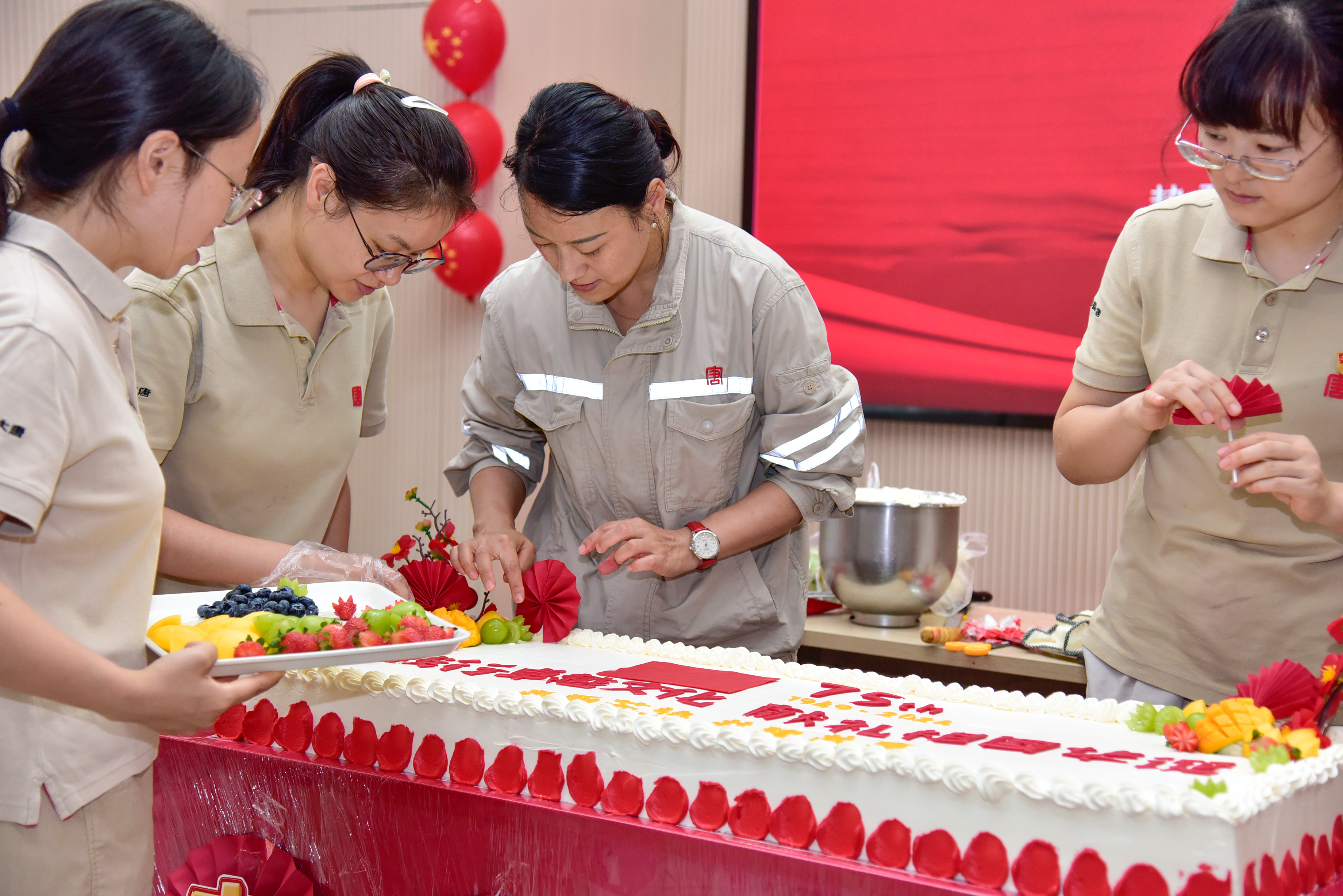 1727574155081075369.jpg 1.jpg