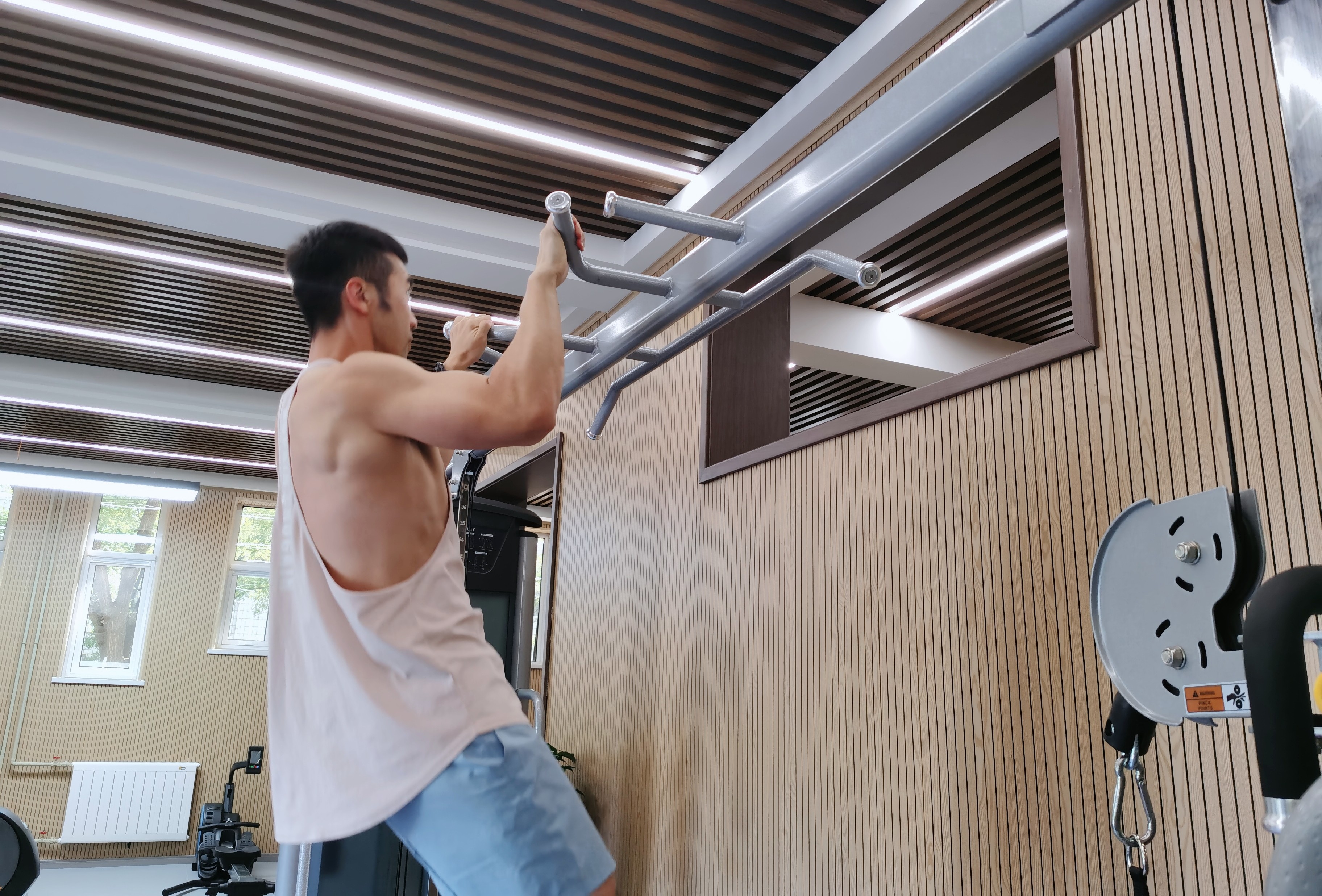 1728371365322049926.jpg 陡河热电公司职工健身中心开放啦~ (4)_副本.jpg